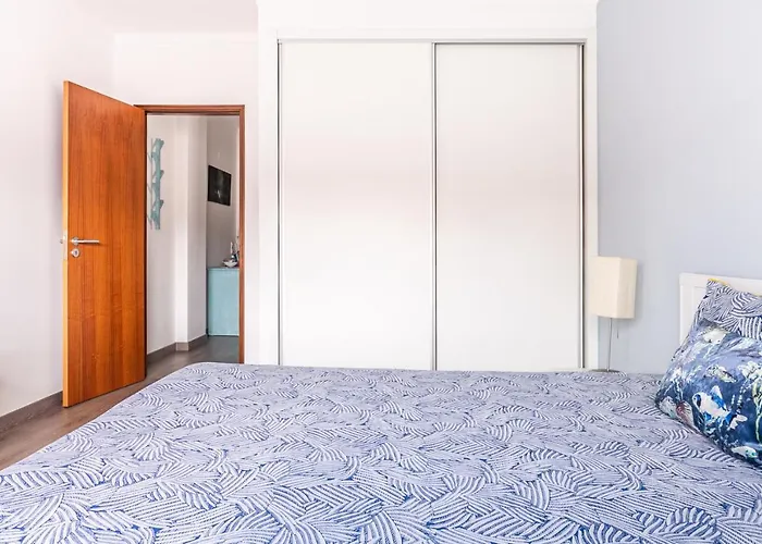 Apartament With Balcony - 2 Min Walk To The By Lisbeyond