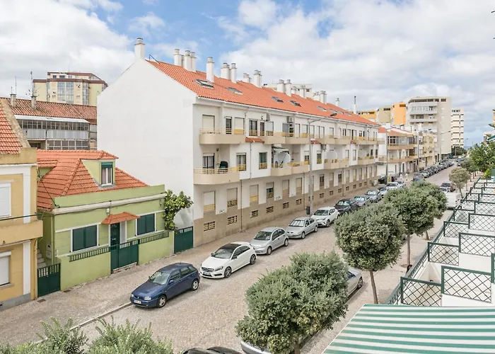 Lejlighed With Balcony - 2 Min Walk To The By Lisbeyond