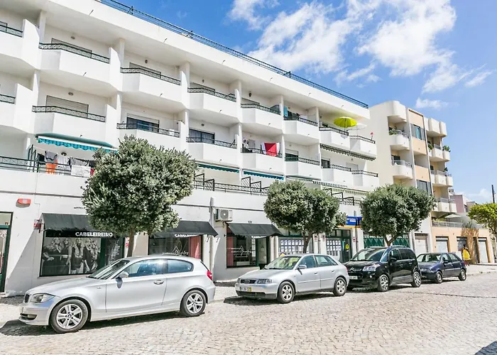 With Balcony - 2 Min Walk To The By Lisbeyond Lejlighed